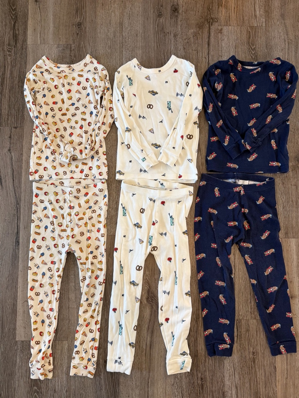 GAP Boy’s pajama sets- 4T GUC